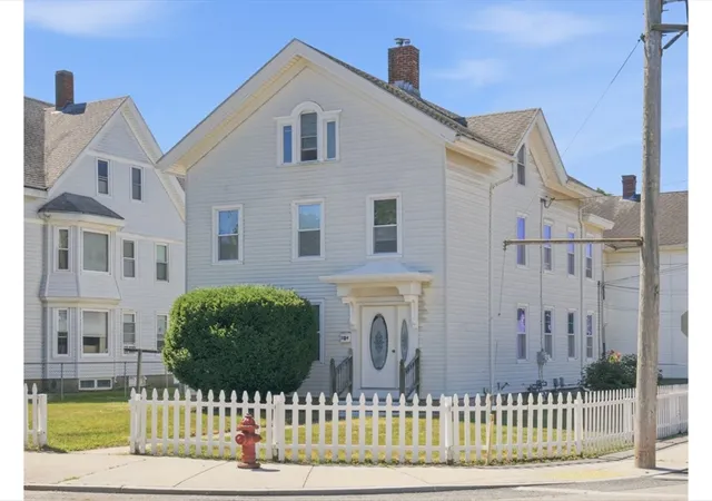 Homes for sale in Westerly, RI | 24 Pleasant St, Westerly, RI 02891 | MLS# 1416370