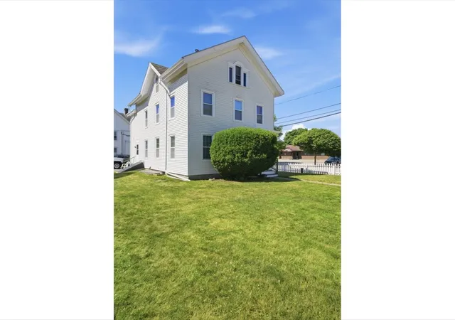 Homes for sale in Westerly, RI | 24 Pleasant St, Westerly, RI 02891 | MLS# 1416370