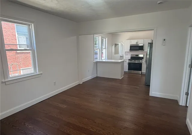 5th image of 17 Middleton St, Providence, RI 02909 | MLS# 1416449