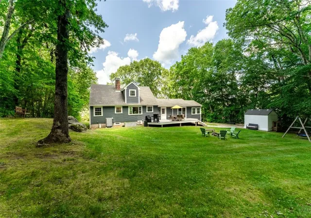 Homes for sale in Westerly, RI | 25 Hickory Ln, Westerly, RI 02891 | MLS# 1416431