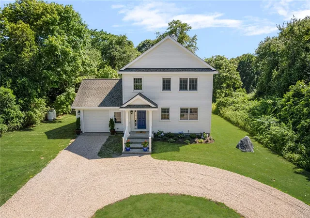 Homes for sale in Jamestown, RI | 9 Spring St, Jamestown, RI 02835 | MLS# 1409132