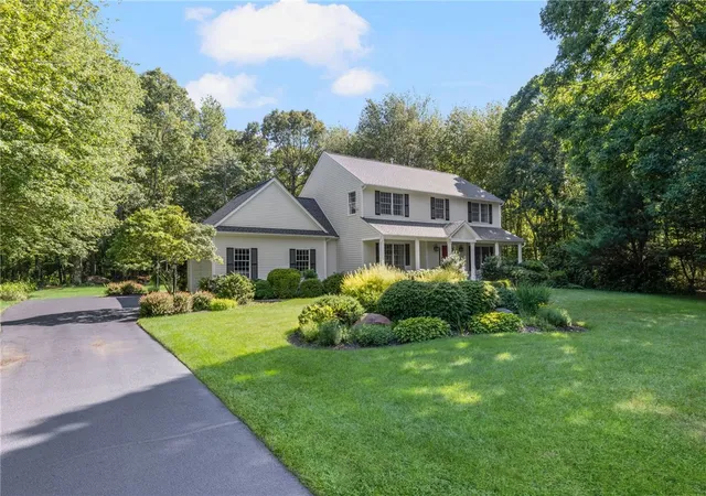 Homes for sale in North Kingstown, RI | 11 Prides Crossing Ln, North Kingstown, RI 02874 | MLS# 1415914
