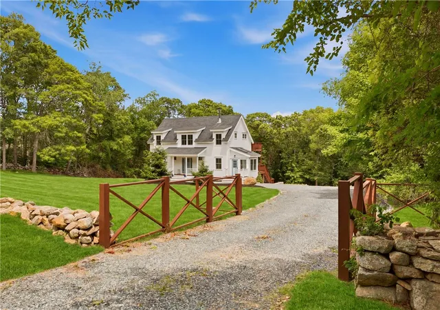Homes for sale in Little Compton, RI | 26 Old Stone Church Rd, Little Compton, RI 02837 | MLS# 1416505