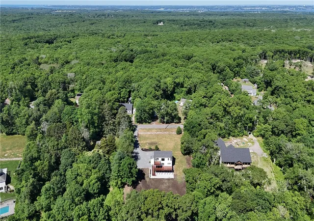 Homes for sale in Little Compton, RI | 26 Old Stone Church Rd, Little Compton, RI 02837 | MLS# 1416505