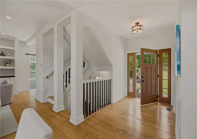 Homes for sale in Little Compton, RI | 26 Old Stone Church Rd, Little Compton, RI 02837 | MLS# 1416505