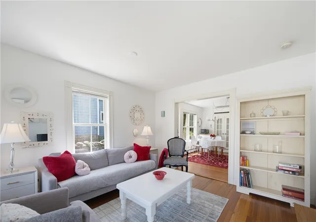 4th image of 17 Rose Ct, Narragansett, RI 02882 | MLS# 1416506