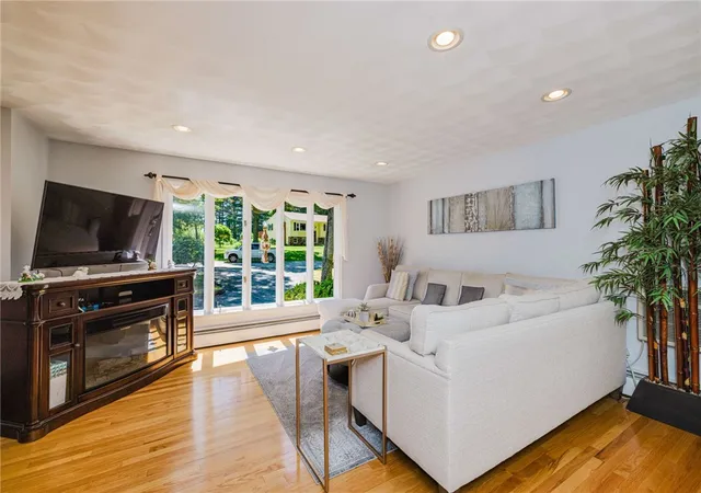 Photo 3 of Single family home for sale at 22 Oakview Ter, North Scituate, RI 02857 | MLS# 1416532 | Listing updated on 2026-07-26