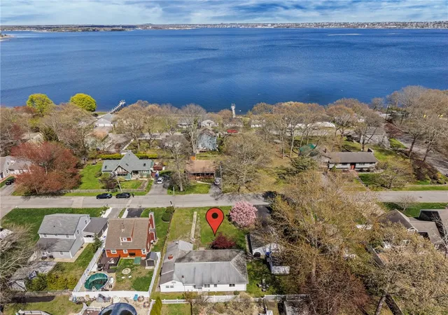 Homes for sale in Bristol, RI | 11 Cedar Dr, Bristol, RI 02809 | MLS# 1416538