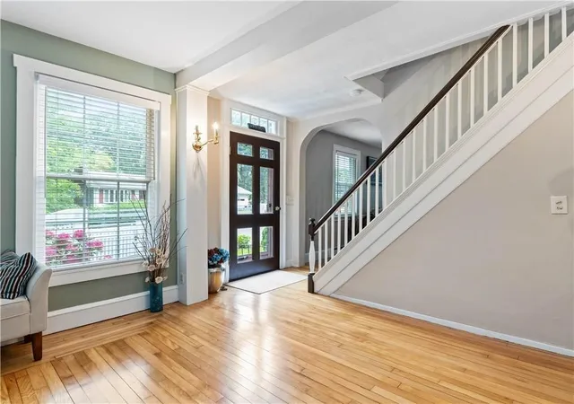 Homes for sale in Cranston, RI | 295 Main St, Cranston, RI 02921 | MLS# 1416571