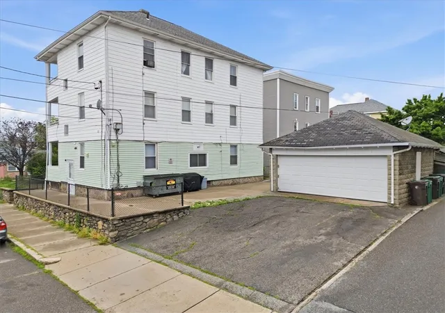 3rd image of 145 Burnside Ave, Woonsocket, RI 02895 | MLS# 1416359