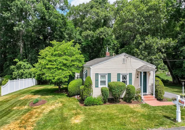 Homes for sale in Cumberland, RI | 71 Roland St, Cumberland, RI 02864 | MLS# 1416611
