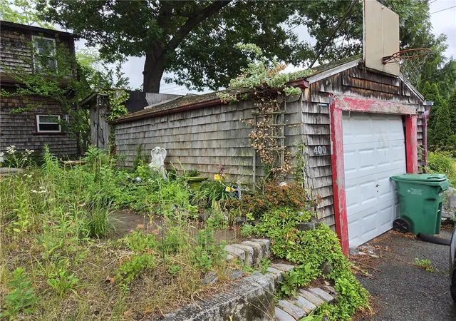 Homes for sale in Warwick, RI | 400 Lake Shore Dr, Warwick, RI 02889 | MLS# 1416654