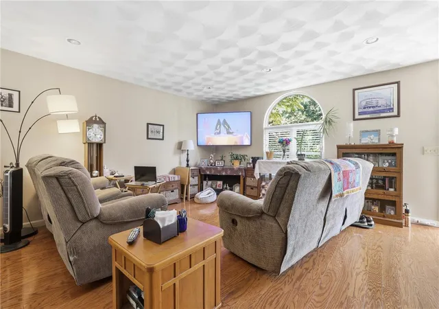 Homes for sale in West Warwick, RI | 45 Lonsdale St, West Warwick, RI 02893 | MLS# 1416681