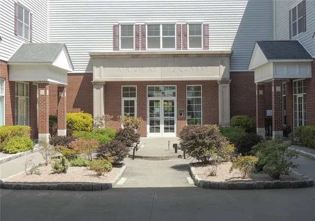 Homes for sale in Westerly, RI | 114 Granite St #220, Westerly, RI 02891 | MLS# 1416593