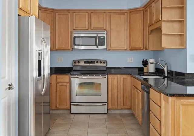 Homes for sale in Westerly, RI | 114 Granite St #220, Westerly, RI 02891 | MLS# 1416593