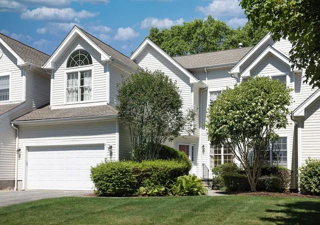 Homes for sale in East Greenwich, RI | 20 Sanctuary Dr, East Greenwich, RI 02818 | MLS# 1416573