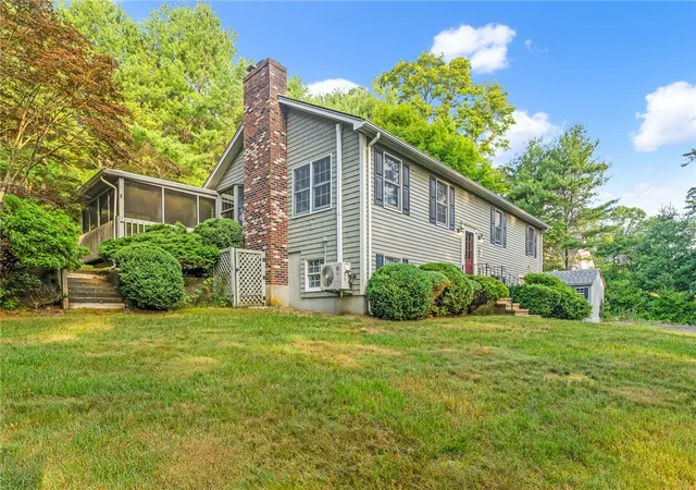 Photo 2 of Single family home for sale at 590 Shannock Rd, Wakefield, RI 02879 | MLS# 1416335 | Listing updated on 2026-08-23