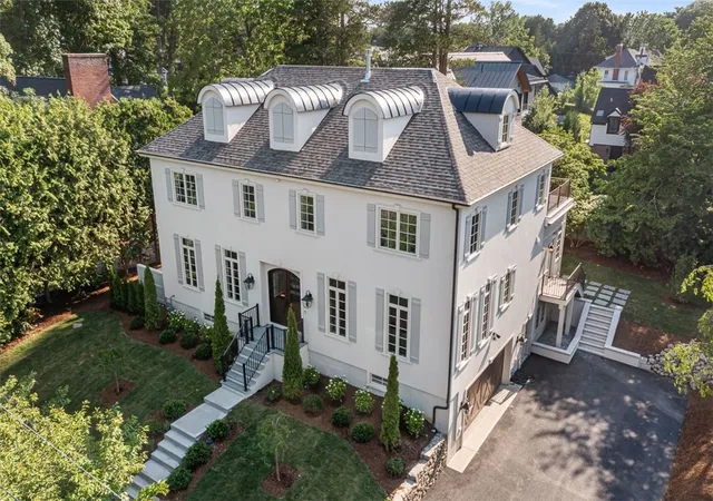 2nd image of 310 Blackstone Blvd, Providence, RI 02906 | MLS# 1416668