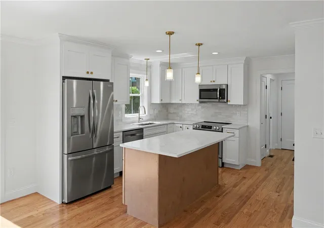 Photo 5 of Single family home for sale at 18 Tacoma St, Cranston, RI 02920 | MLS# 1416644 | Listing updated on 2026-08-02