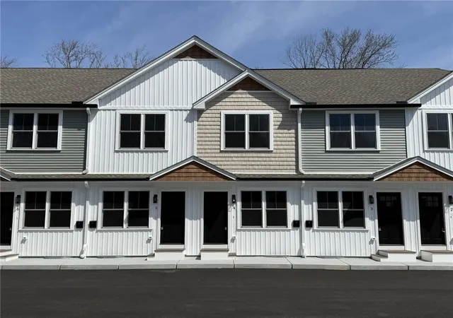 Photo 3 of Sale Pending at 2907 Post Rd #6, Warwick, RI 02886 | MLS# 1416758 | Listing updated on 2026-07-20