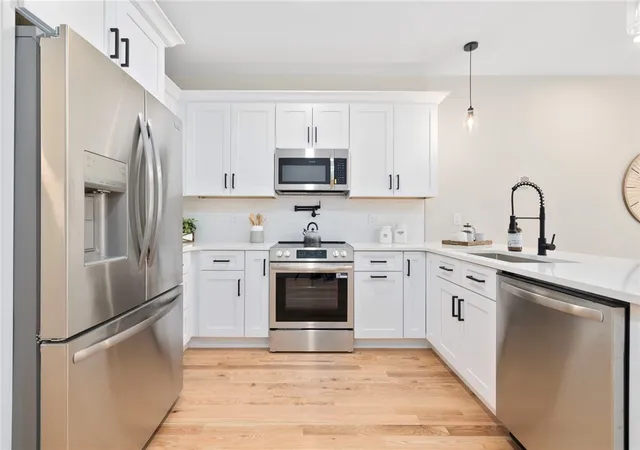 Photo 4 of Sale Pending at 2907 Post Rd #6, Warwick, RI 02886 | MLS# 1416758 | Listing updated on 2026-07-20