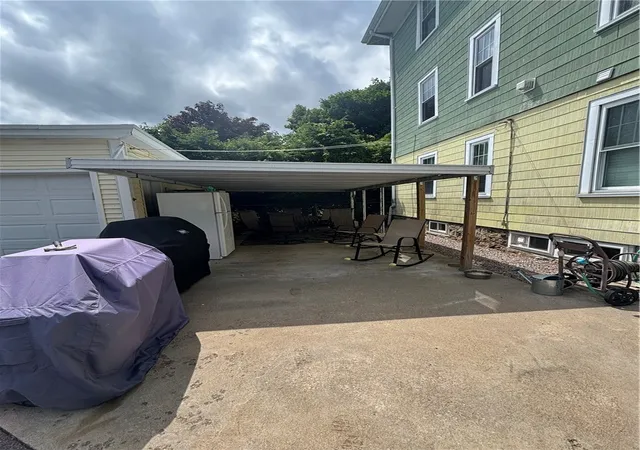 4th image of 351 Robinson St, Woonsocket, RI 02895 | MLS# 1416759