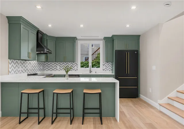 4th image of 6 Potter St, Newport, RI 02840 | MLS# 1416162