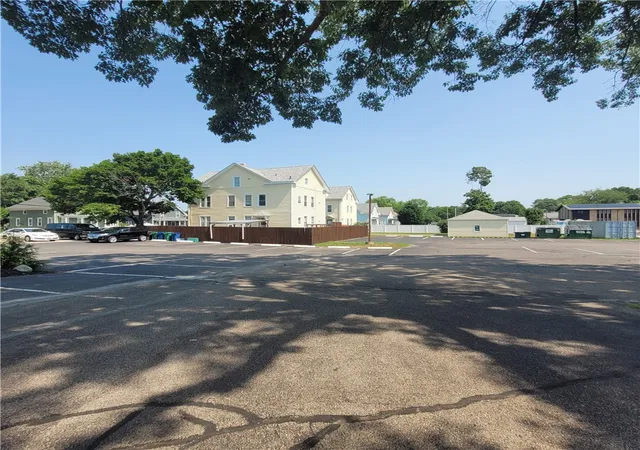 3rd image of 78 Blackburn St, Warwick, RI 02886 | MLS# 1416660