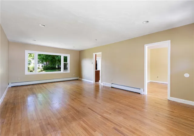 Homes for sale in Middletown, RI | 278 Green End Ave, Middletown, RI 02842 | MLS# 1416772