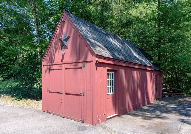 3rd image of 25 Keith Dr, Hopkinton, RI 02832 | MLS# 1416684