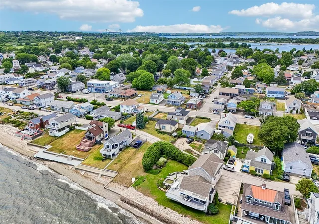 Photo 3 of Sale Pending at 479 Park Ave, Portsmouth, RI 02871 | MLS# 1414993 | Listing updated on 2026-09-01