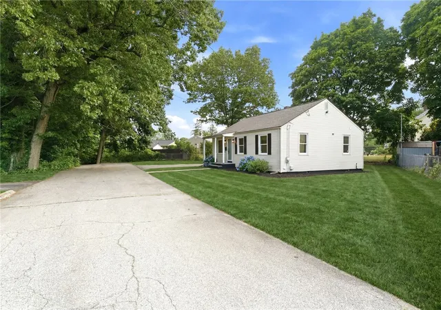 Homes for sale in East Providence, RI | 28 Plain St, East Providence, RI 02916 | MLS# 1416746