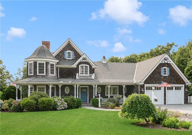 Homes for sale in Bristol, RI | 19 Ledge Rd, Bristol, RI 02809 | MLS# 1416513