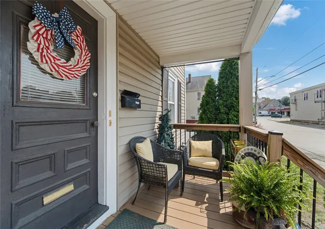 5th image of 160 Richard St, Cranston, RI 02910 | MLS# 1416881