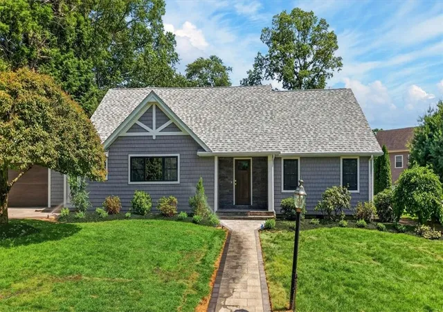 2nd image of 61 Applegate Rd, Cranston, RI 02920 | MLS# 1416884