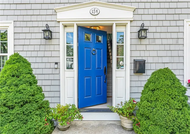 2nd image of 134 Ferry Ln, Barrington, RI 02806 | MLS# 1416293