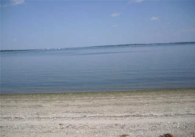 5th image of 300 Shawomet Ave, Warwick, RI 02889 | MLS# 1416892