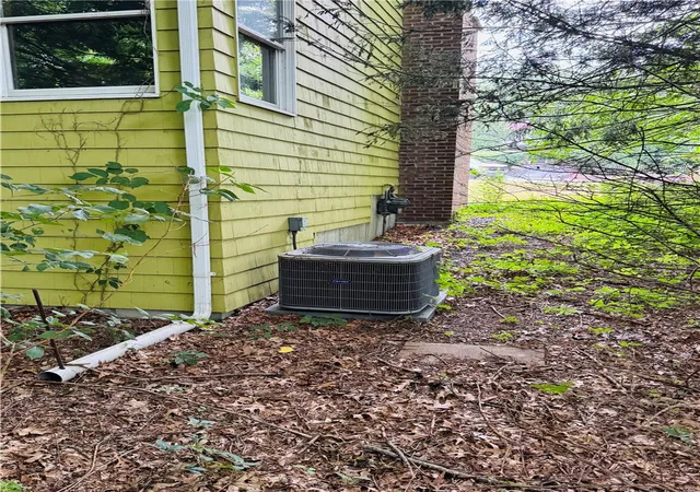 2nd image of 1851 Atwood Ave, Johnston, RI 02919 | MLS# 1416640