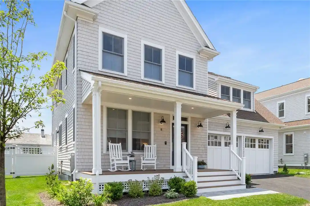Photo 1 of Single family home for sale at 8 Lookout Ln, Portsmouth, RI 02871 | MLS# 1416384 | Listing updated on 2026-10-28