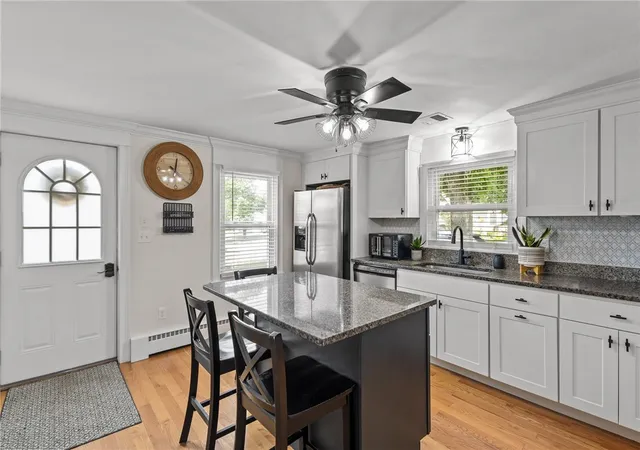 Homes for sale in Cumberland, RI | 33 Fairhaven Rd, Cumberland, RI 02864 | MLS# 1416861