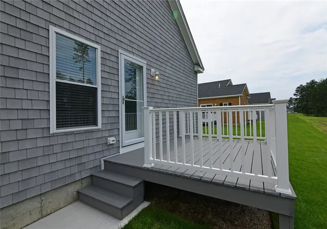 5th image of 618 South Shore Village Blvd, Wakefield, RI 02879 | MLS# 1416923