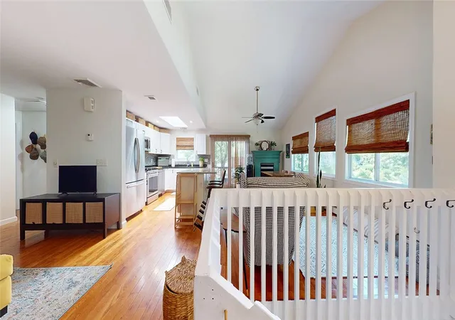 Homes for sale in Warwick, RI | 38 Vanstone Ave, Warwick, RI 02889 | MLS# 1415454