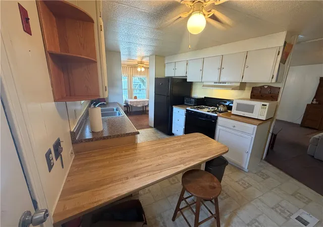 Photo 3 of Single family home for sale at 80 Cooper Ln, East Greenwich, RI 02818 | MLS# 1416542 | Listing updated on 2026-08-24