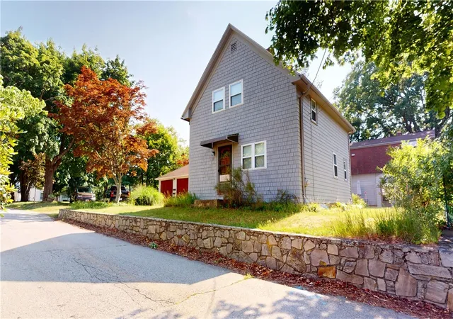 Homes for sale in Coventry, RI | 25 Phillip St, Coventry, RI 02816 | MLS# 1416951