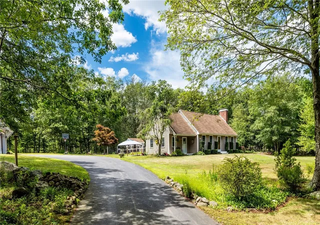 Homes for sale in Hopkinton, RI | 147 Woodville Alton Rd, Hopkinton, RI 02832 | MLS# 1416958