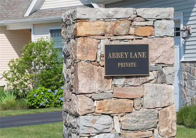 5th image of 16 Abbey Ln #17, Westerly, RI 02891 | MLS# 1416856