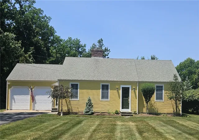 Photo 2 of Sale Pending at 180 Poppasquash Rd, Bristol, RI 02809 | MLS# 1416953 | Listing updated on 2026-07-15