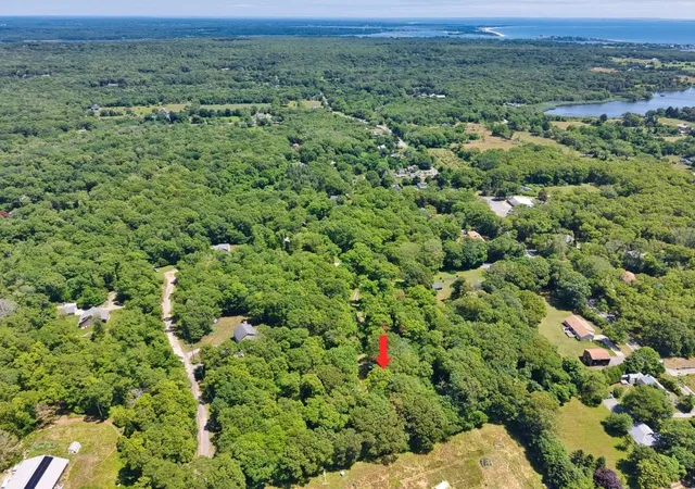 Homes for sale in Little Compton, RI | 99 Pottersville Rd, Little Compton, RI 02837 | MLS# 1416393