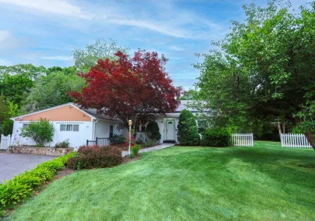 Photo 2 of Sale Pending at 29 Dean Ave, Johnston, RI 02919 | MLS# 1416975 | Listing updated on 2026-08-11