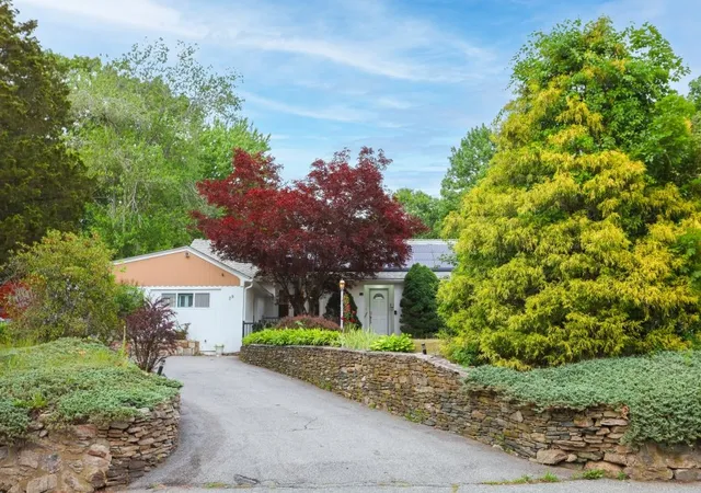4th image of 29 Dean Ave, Johnston, RI 02919 | MLS# 1416975